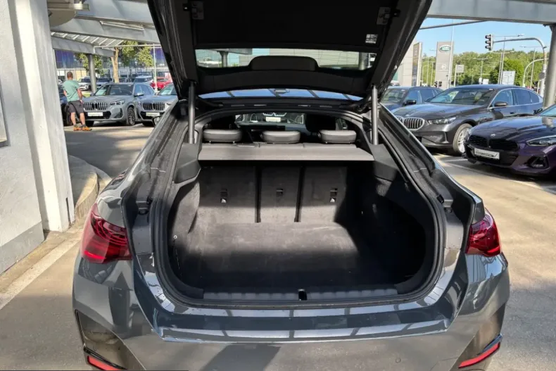 BMW 420i (Seria 4) din 2025 cu 23.226 km - oferta BMW229929 - foto 4