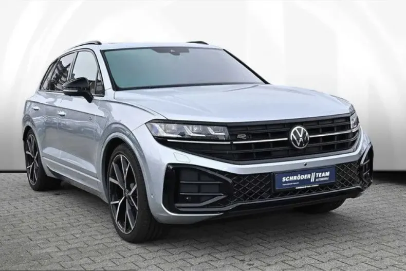 Volkswagen Touareg din 2024 cu 57.700 km - oferta VOL229934 - foto 1