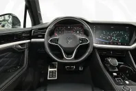 Volkswagen Touareg din 2024 cu 57.700 km - oferta VOL229934 - foto 12