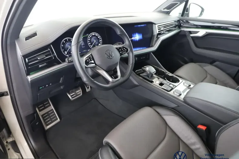 Volkswagen Touareg din 2023 cu 65.750 km - oferta VOL229938 - foto 10