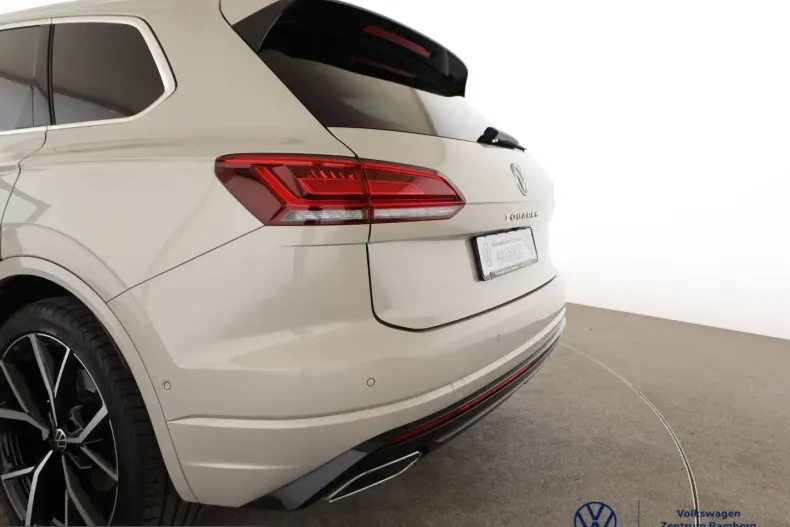 Volkswagen Touareg din 2023 cu 65.750 km - oferta VOL229938 - foto 14