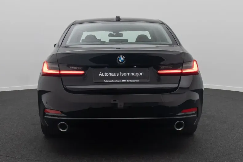 BMW 330 (Seria 3) din 2022 cu 37.067 km - oferta BMW229939 - foto 8