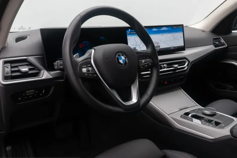 BMW 330 (Seria 3) din 2022 cu 37.067 km - oferta BMW229939 - foto 20