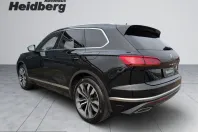 Volkswagen Touareg din 2022 cu 42.233 km - oferta VOL229940 - foto 6