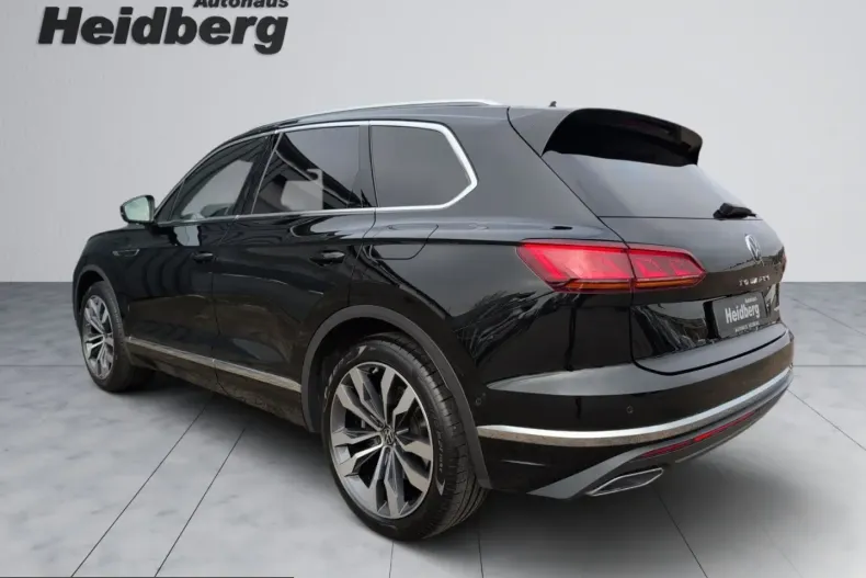 Volkswagen Touareg din 2022 cu 42.233 km - oferta VOL229940 - foto 6