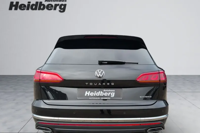 Volkswagen Touareg din 2022 cu 42.233 km - oferta VOL229940 - foto 10
