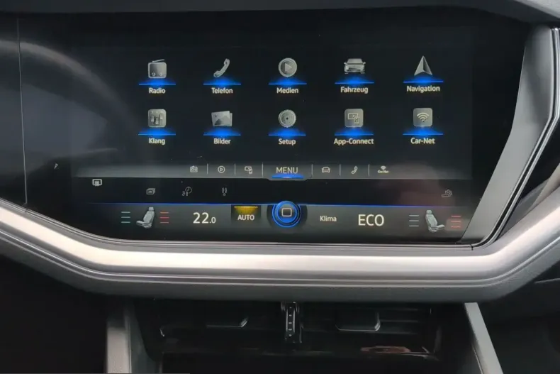 Volkswagen Touareg din 2022 cu 42.233 km - oferta VOL229940 - foto 36