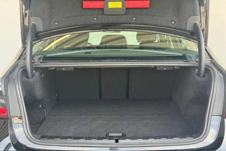 BMW 320 (Seria 3) din 2022 cu 49.358 km - oferta BMW229947 - foto 9