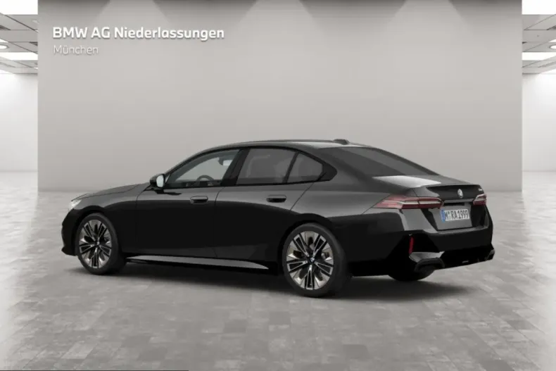 BMW 520 (Seria 5) din 2025 cu 6.052 km - oferta BMW229951 - foto 8
