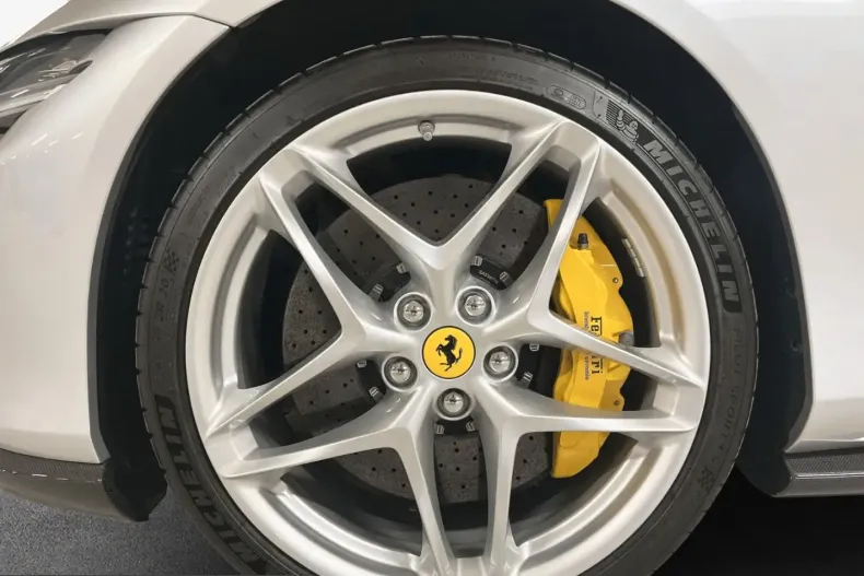Ferrari Roma din 2021 cu 11.500 km - oferta FER229953 - foto 8