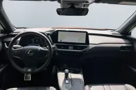 Lexus UX din 2024 cu 14.862 km - oferta LEX229957 - foto 10