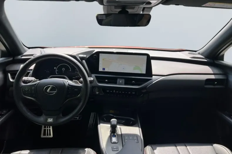 Lexus UX din 2024 cu 14.862 km - oferta LEX229957 - foto 10