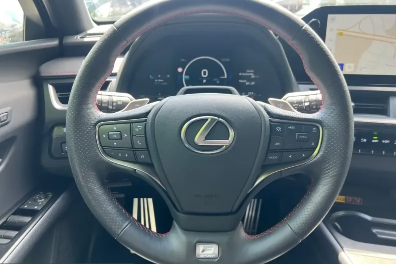 Lexus UX din 2024 cu 14.862 km - oferta LEX229957 - foto 13