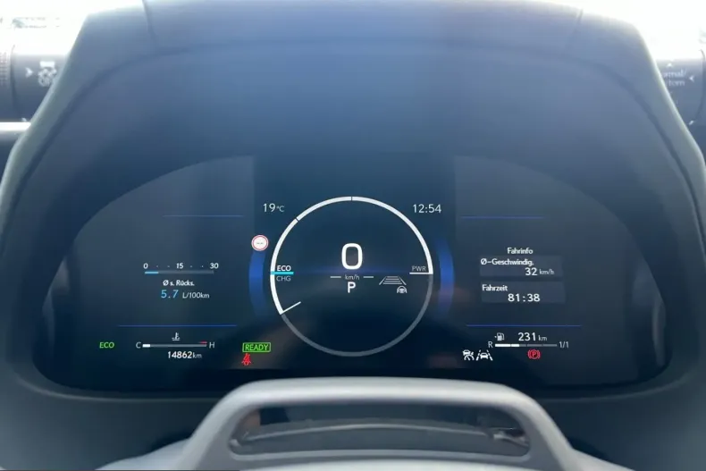 Lexus UX din 2024 cu 14.862 km - oferta LEX229957 - foto 14