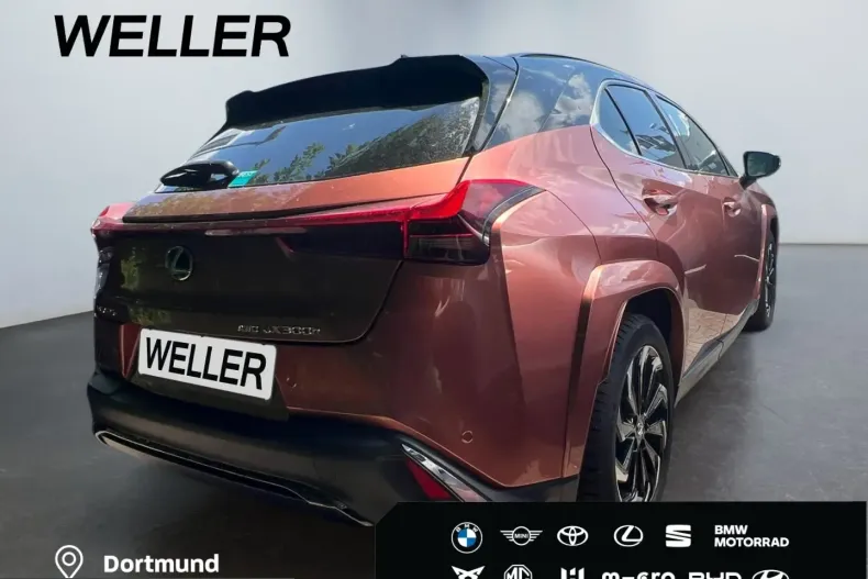 Lexus UX din 2024 cu 14.862 km - oferta LEX229957 - foto 18
