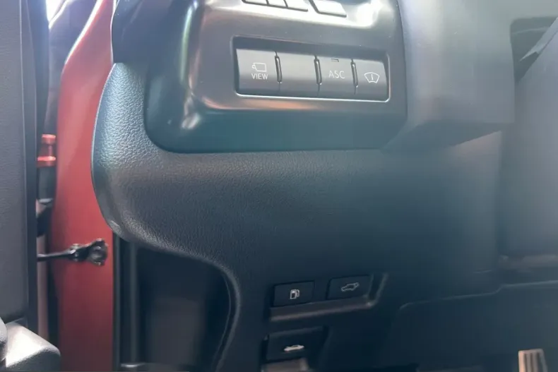 Lexus UX din 2024 cu 14.862 km - oferta LEX229957 - foto 29