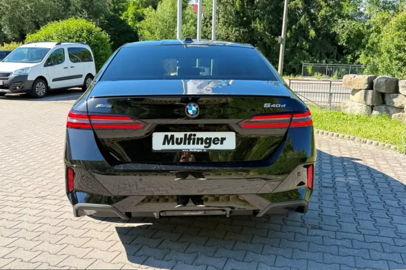 BMW 540 (Seria 5) din 2025 cu 20.853 km - oferta BMW229958 - foto 4