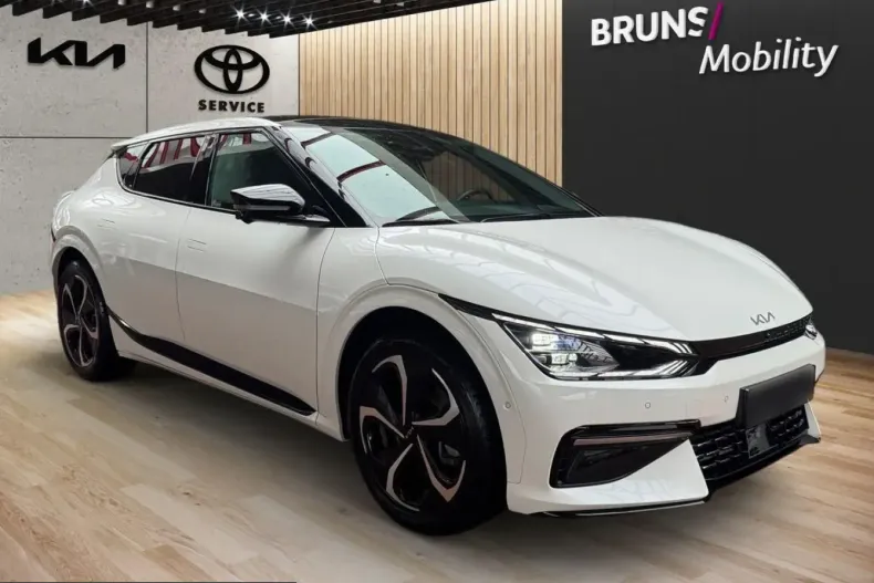 Kia EV6 din 2025 cu 10.535 km - oferta KIA229965 - foto 2