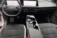 Kia EV6 din 2025 cu 10.535 km - oferta KIA229965 - foto 10