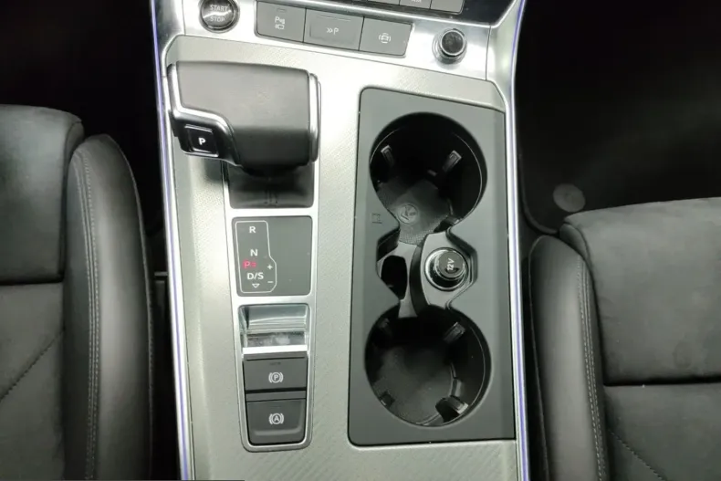 Audi A6 din 2023 cu 45.937 km - oferta AUD229968 - foto 12
