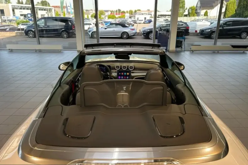 Mercedes-Benz E 53 AMG (Clasa E) din 2025 cu 18.264 km - oferta MER229977 - foto 17