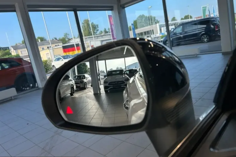 Mercedes-Benz E 53 AMG (Clasa E) din 2025 cu 18.264 km - oferta MER229977 - foto 18
