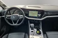 Volkswagen Touareg din 2023 cu 72.400 km - oferta VOL229979 - foto 8