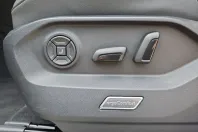 Volkswagen Touareg din 2023 cu 72.400 km - oferta VOL229979 - foto 25