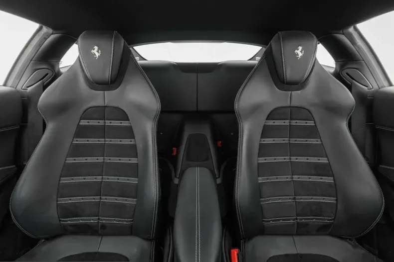 Ferrari Roma din 2023 cu 26.800 km - oferta FER229980 - foto 20