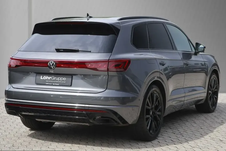 Volkswagen Touareg din 2025 cu 24.604 km - oferta VOL229981 - foto 3