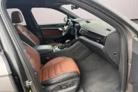 Volkswagen Touareg din 2025 cu 15.457 km - oferta VOL229984 - foto 8