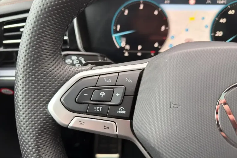Volkswagen Touareg din 2025 cu 15.457 km - oferta VOL229984 - foto 16