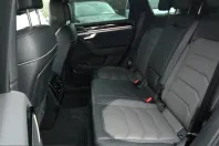 Volkswagen Touareg din 2022 cu 86.023 km - oferta VOL229987 - foto 8