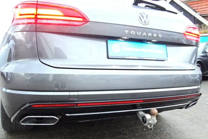 Volkswagen Touareg din 2022 cu 86.023 km - oferta VOL229987 - foto 15