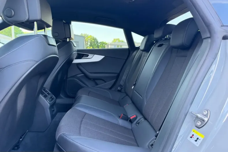 Audi A5 din 2022 cu 44.600 km - oferta AUD229988 - foto 10