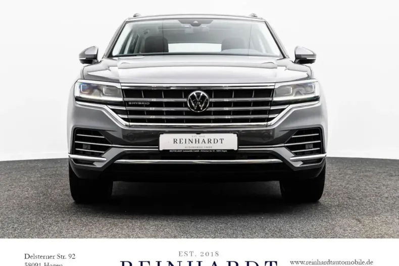 Volkswagen Touareg din 2022 cu 77.067 km - oferta VOL229989 - foto 3