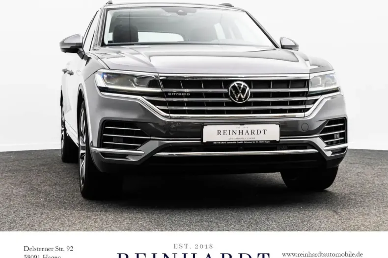 Volkswagen Touareg din 2022 cu 77.067 km - oferta VOL229989 - foto 4