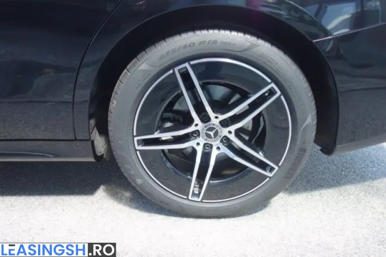 Mercedes-Benz E 220 (Clasa E) din 2025 cu 25.380 km - oferta MER229993 - foto 9