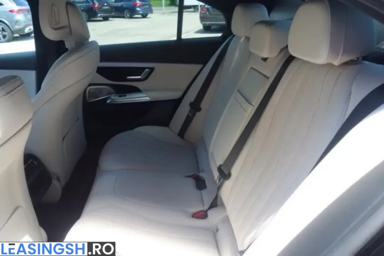 Mercedes-Benz E 220 (Clasa E) din 2025 cu 25.380 km - oferta MER229993 - foto 15