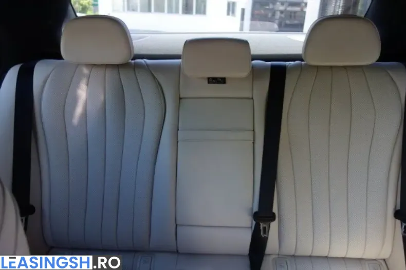 Mercedes-Benz E 220 (Clasa E) din 2025 cu 25.380 km - oferta MER229993 - foto 16