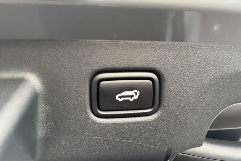 Kia EV6 din 2025 cu 21.149 km - oferta KIA229998 - foto 13