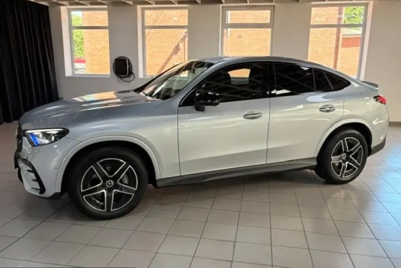Mercedes-Benz GLC 300 (Clasa GLC) din 2024 cu 23.645 km - oferta MER229999 - foto 4