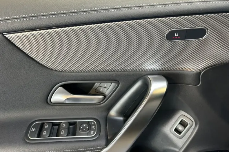 Mercedes-Benz CLA 250 (Clasa CLA) din 2023 cu 71.219 km - oferta MER230001 - foto 16