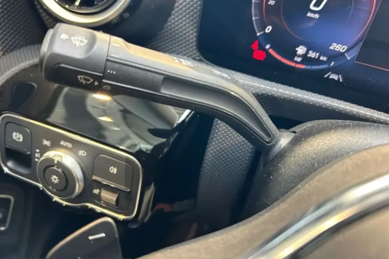 Mercedes-Benz CLA 250 (Clasa CLA) din 2023 cu 71.219 km - oferta MER230001 - foto 17