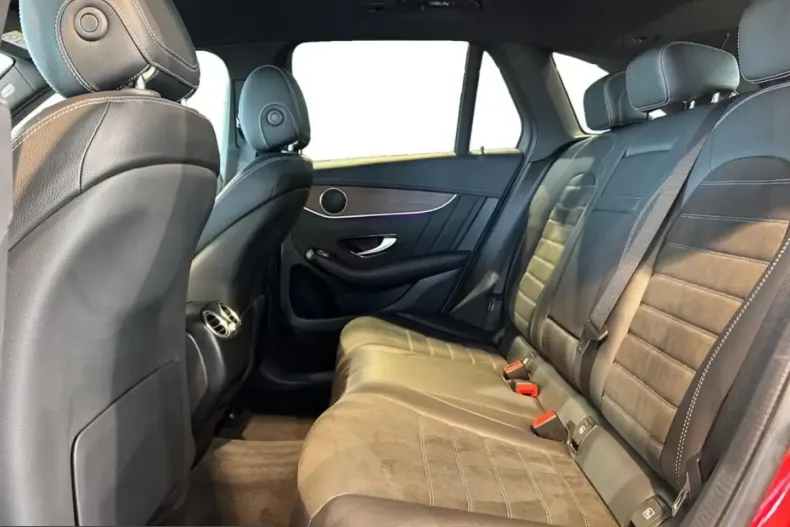 Mercedes-Benz GLC 220 (Clasa GLC) din 2022 cu 33.646 km - oferta MER230003 - foto 9