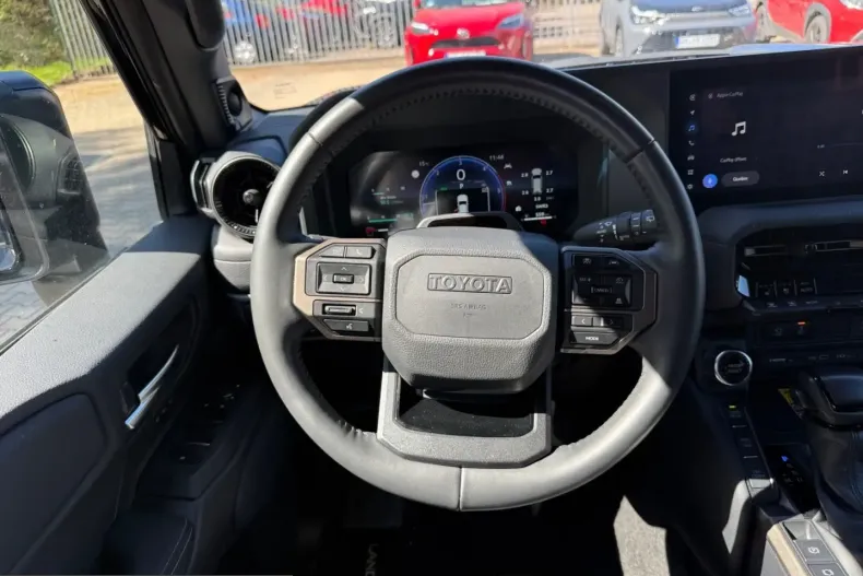 Toyota Land Cruiser din 2024 cu 28.950 km - oferta TOY230014 - foto 12