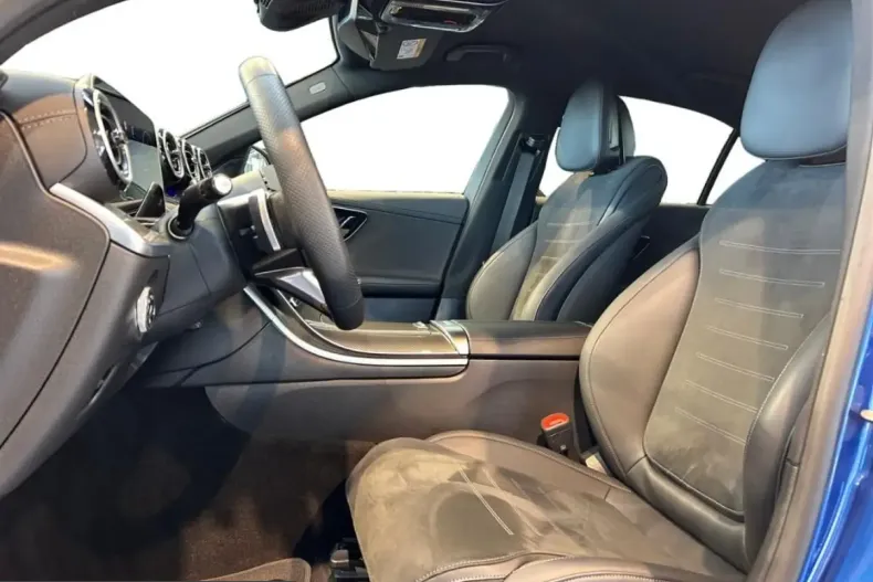Mercedes-Benz C 300 (Clasa C) din 2025 cu 16.384 km - oferta MER230016 - foto 8