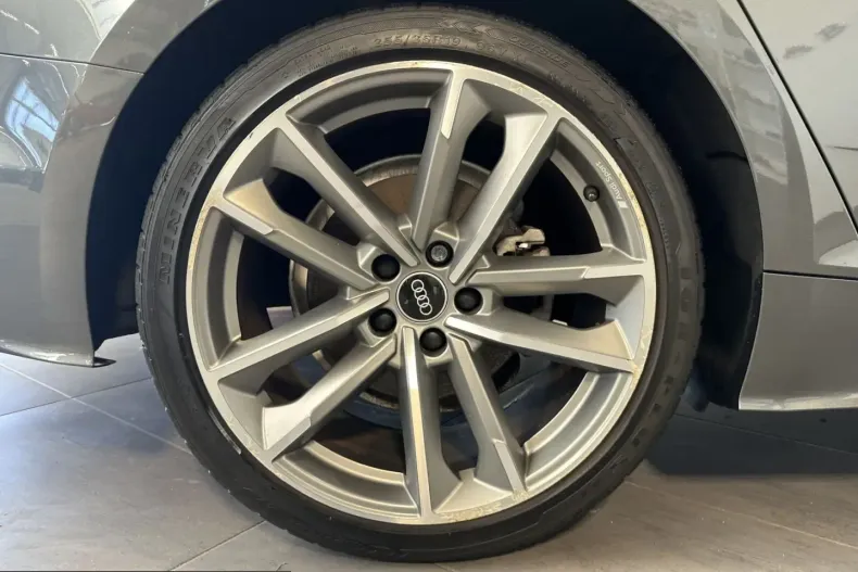 Audi A5 din 2023 cu 39.750 km - oferta AUD230017 - foto 3