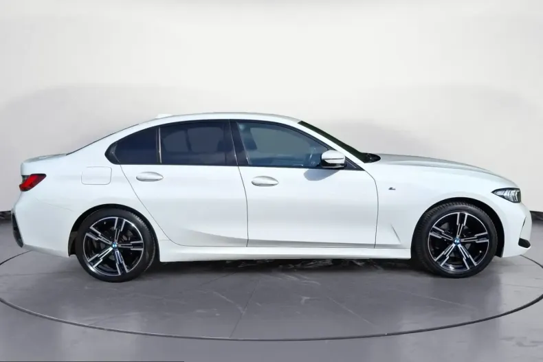 BMW 320 (Seria 3) din 2023 cu 27.900 km - oferta BMW230018 - foto 5