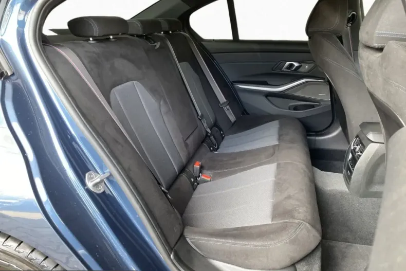 BMW 318 din 2025 cu 10.000 km - oferta BMW230024 - foto 7